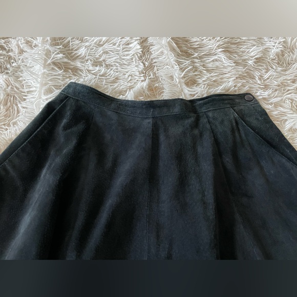 Vintage Rare!! Floor Length Black Suede Danier Skirt. Size14 - Picture 5 of 10